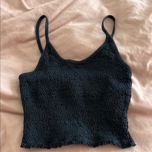 HOLLISTER-Black Textured Crop Top
